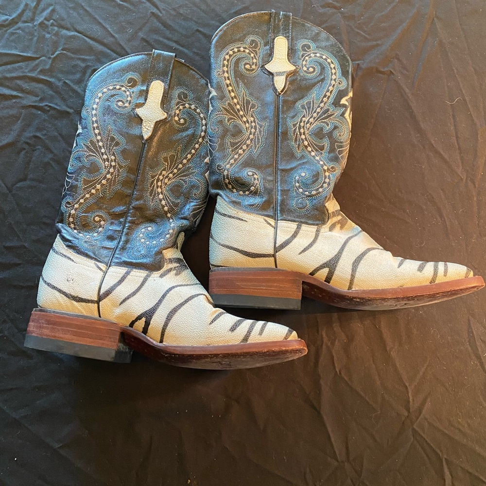 Zebra Print Western Cowboy Boots - Black & Cream